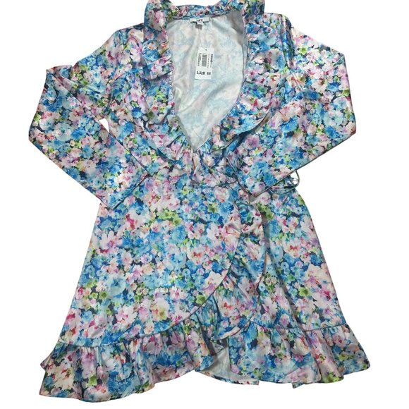 NWT Bar III Floral Wrap Dress  Surplice Tie Ruffle Hem Medium Petite - Picture 3 of 4